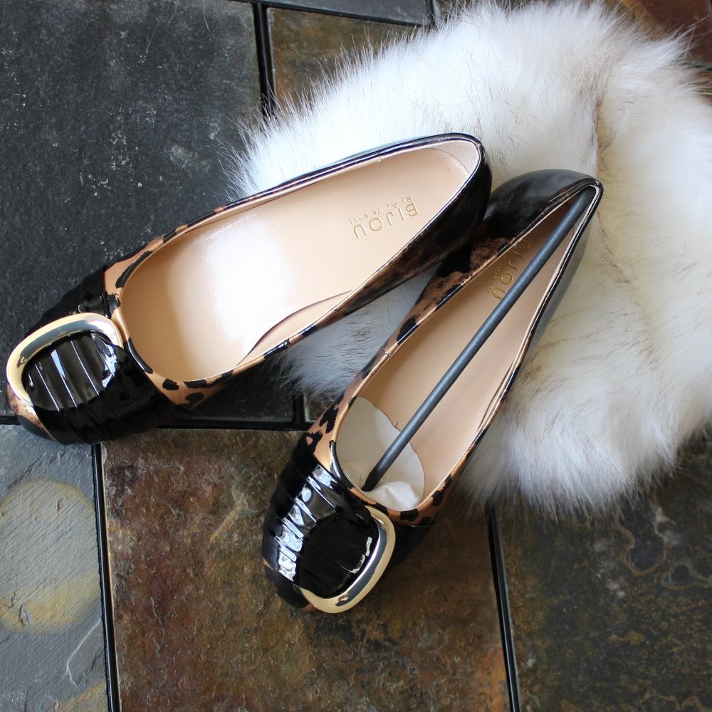 NWT - BIJOU, leopard, kitten heels, size 6M